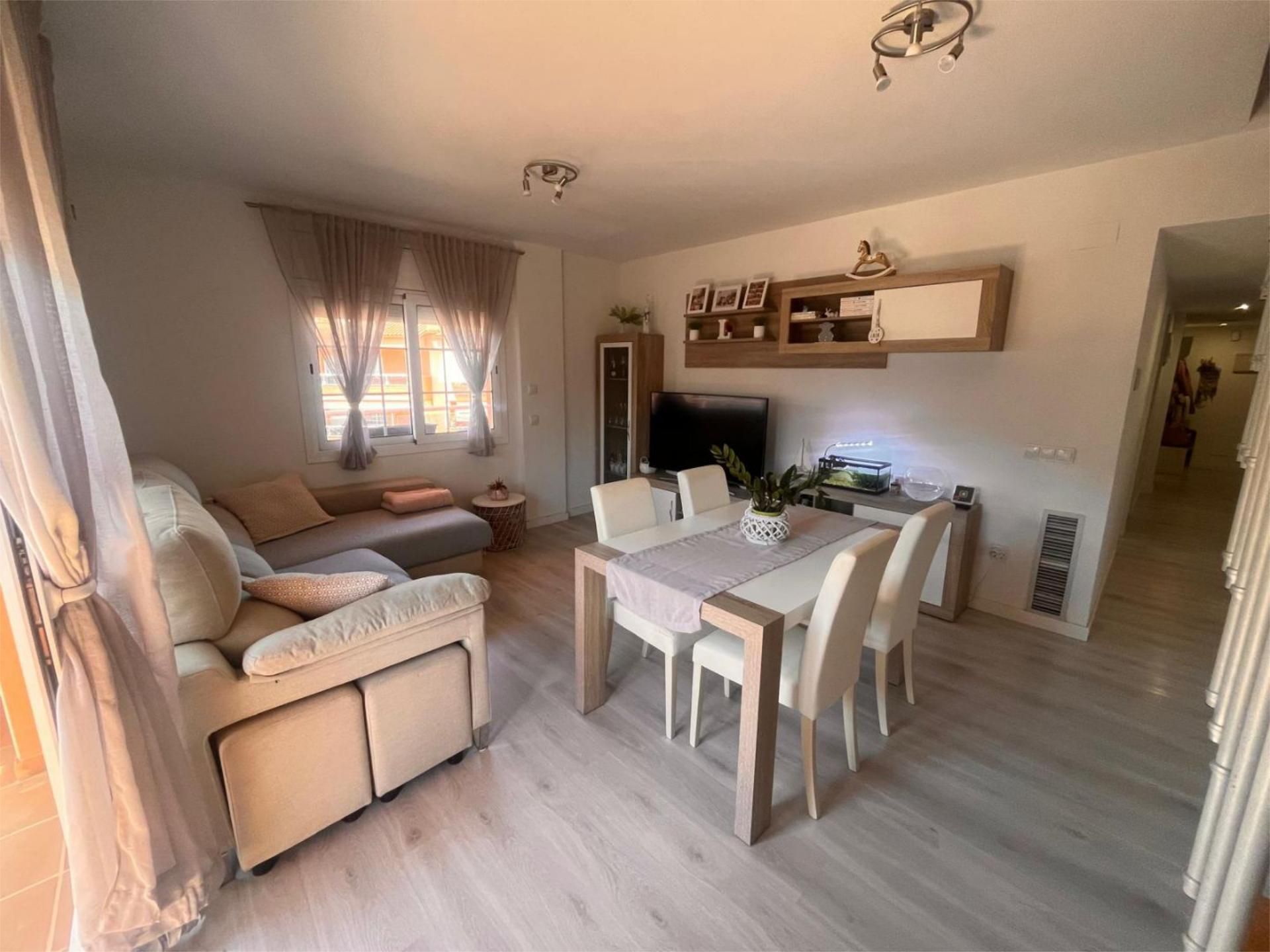 Sala d'estar de Dúplex en venda en Tossa de Mar amb Aire condicionat, Terrassa i Piscina