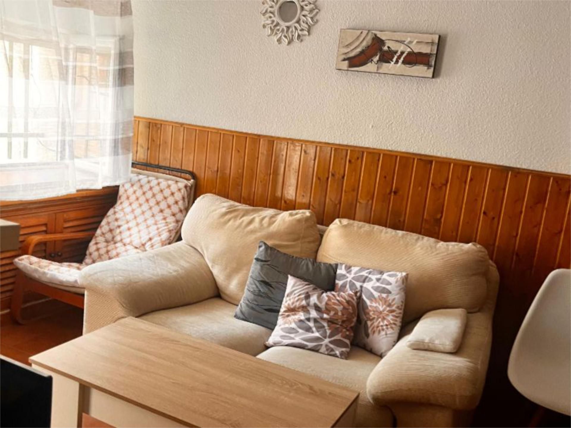 Living room of Flat to rent in San Lorenzo de El Escorial  with Heating and Furnished