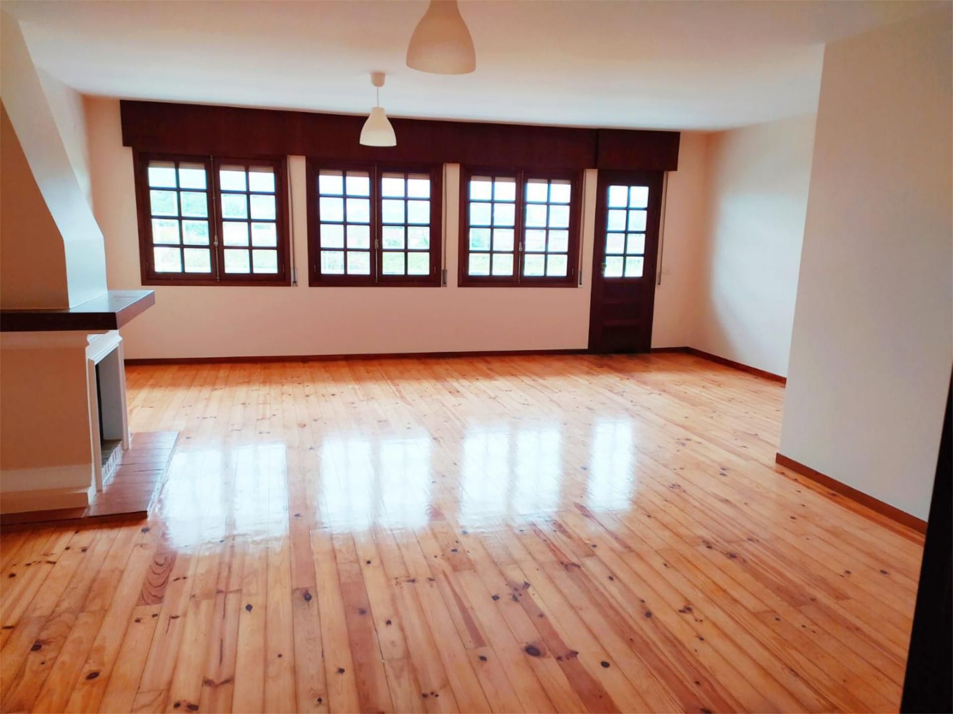 Living room of Flat to rent in Tui  with Heating, Terrace and Community parking