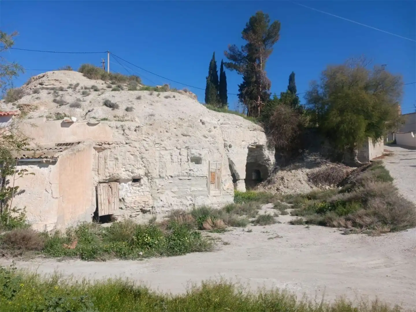 Planta baixa en venda a Barriada Cuevas de Luna, 29, Benamaurel Vista exterior de Planta baixa en venda en Benamaurel amb Jardí privat