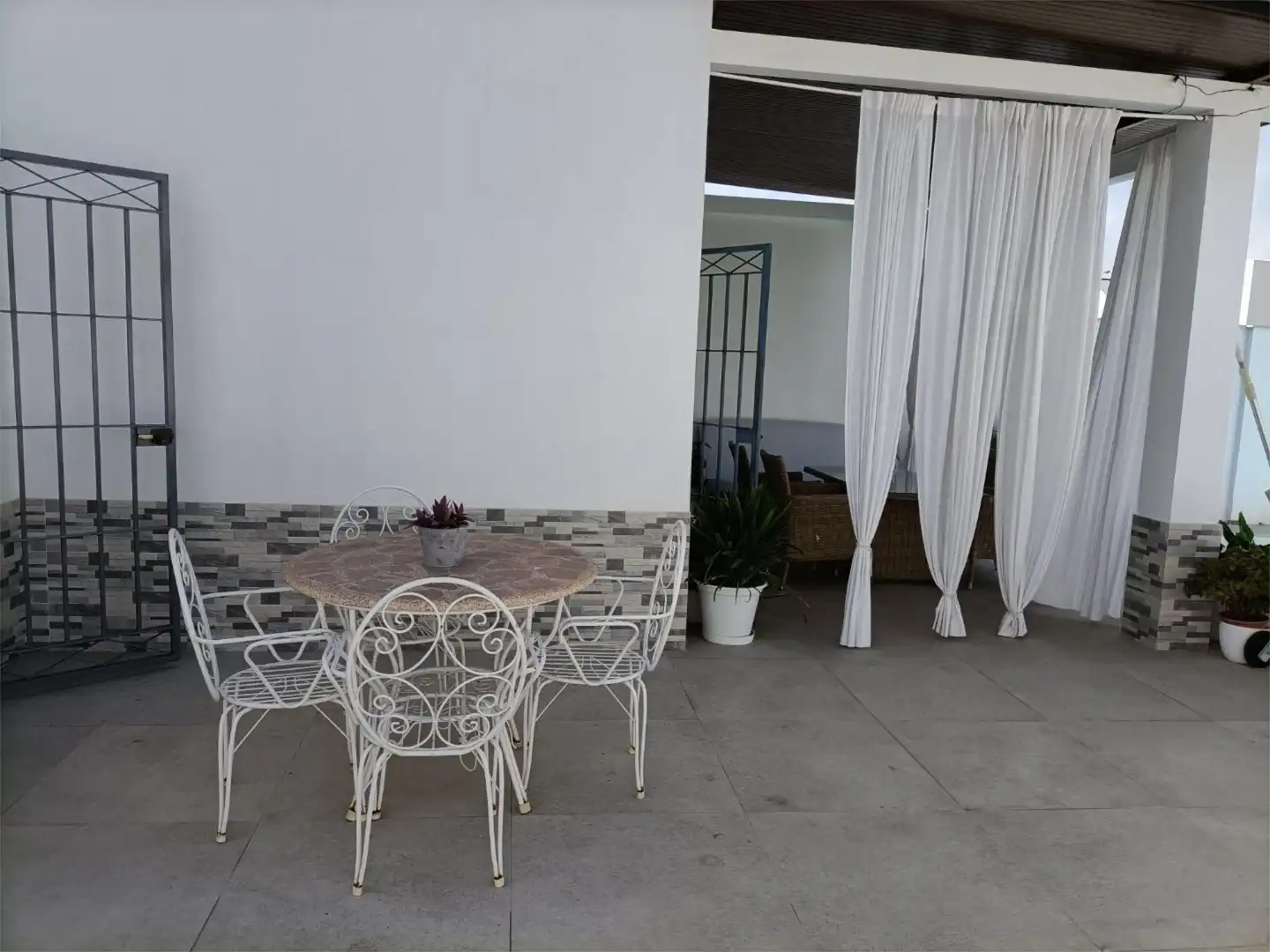 Flat for rent in Calle Doetsch, 6, Punta Umbría Terrace of Flat for rent in Punta Umbría with Private garden, Terrace and Swimming Pool