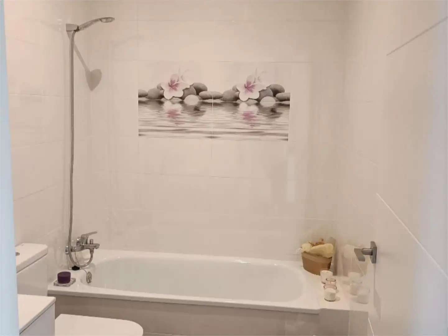 Flat for rent in Calle Doetsch, 6, Punta Umbría Bathroom of Flat for rent in Punta Umbría with Private garden, Terrace and Swimming Pool