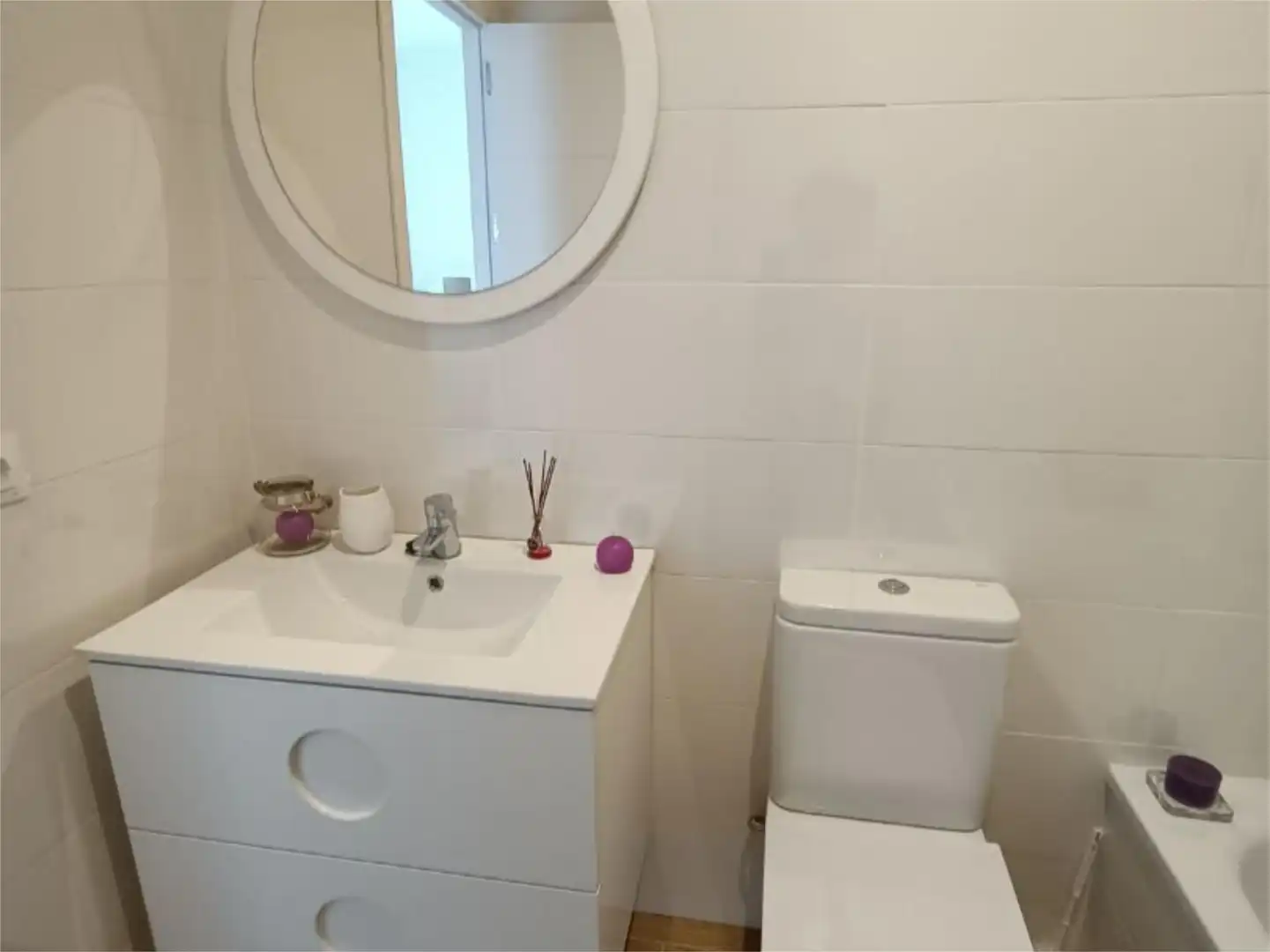Flat for rent in Calle Doetsch, 6, Punta Umbría Bathroom of Flat for rent in Punta Umbría with Private garden, Terrace and Swimming Pool