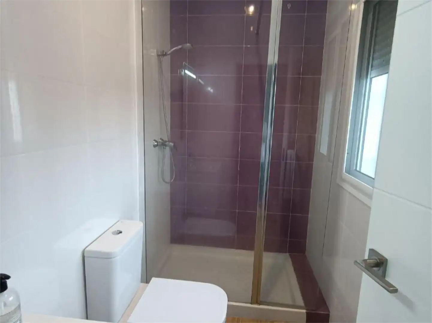 Flat for rent in Calle Doetsch, 6, Punta Umbría Bathroom of Flat for rent in Punta Umbría with Private garden, Terrace and Swimming Pool