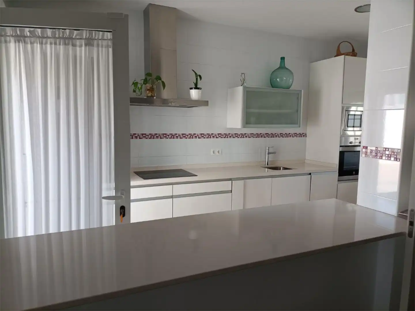 Flat for rent in Calle Doetsch, 6, Punta Umbría Kitchen of Flat for rent in Punta Umbría with Private garden, Terrace and Swimming Pool