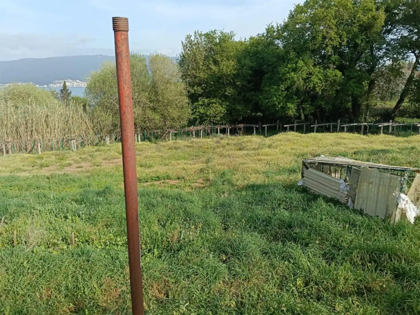 Einfamilien-Reihenhaus zum Verkauf in Lalín mit Privatgarten und Möbliert