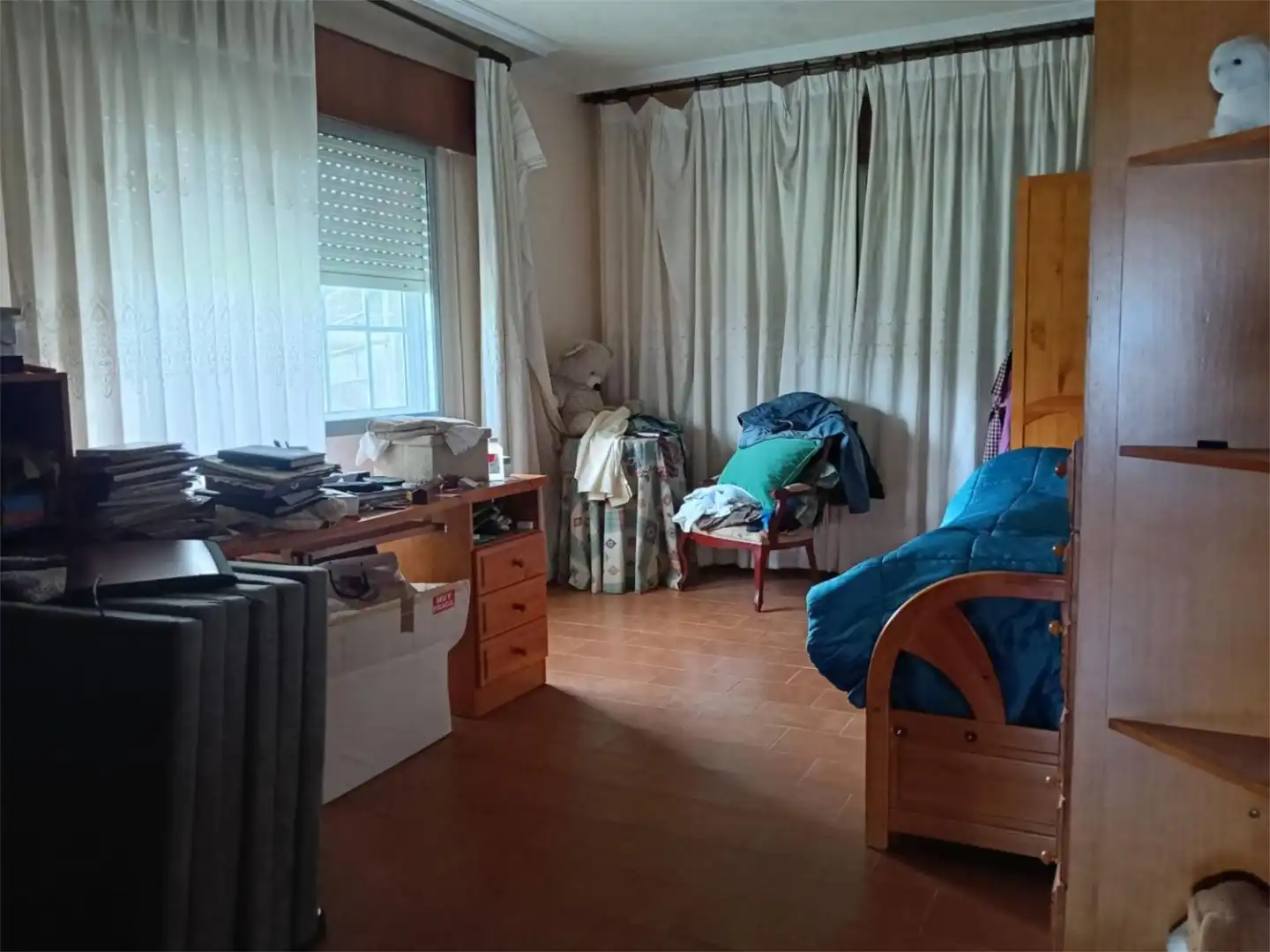 Schlafzimmer von Einfamilien-Reihenhaus zum Verkauf in Lalín mit Privatgarten und Möbliert