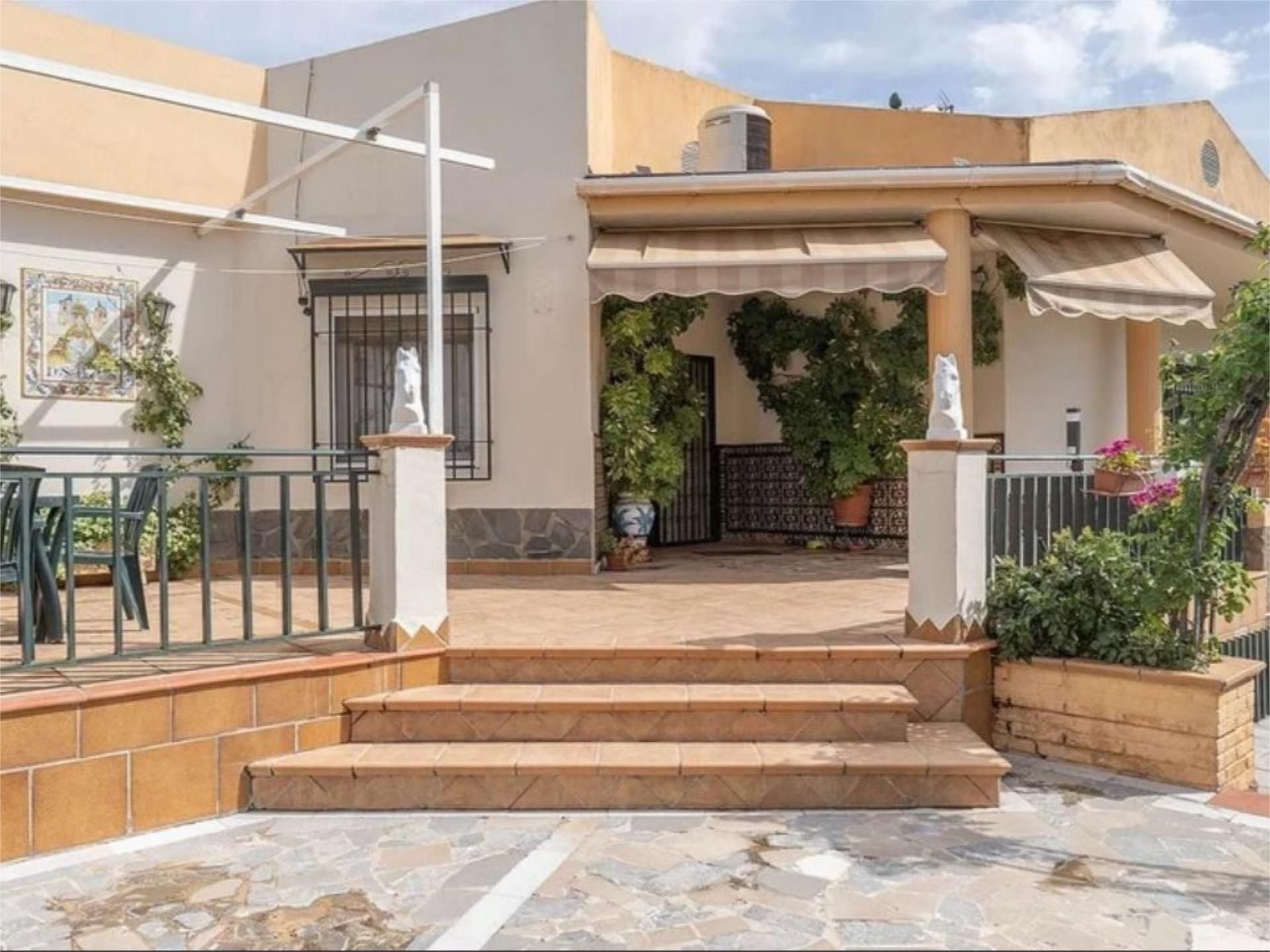 Terraza de Casa o chalet en venta en La Zubia con Aire acondicionado, Terraza y Piscina