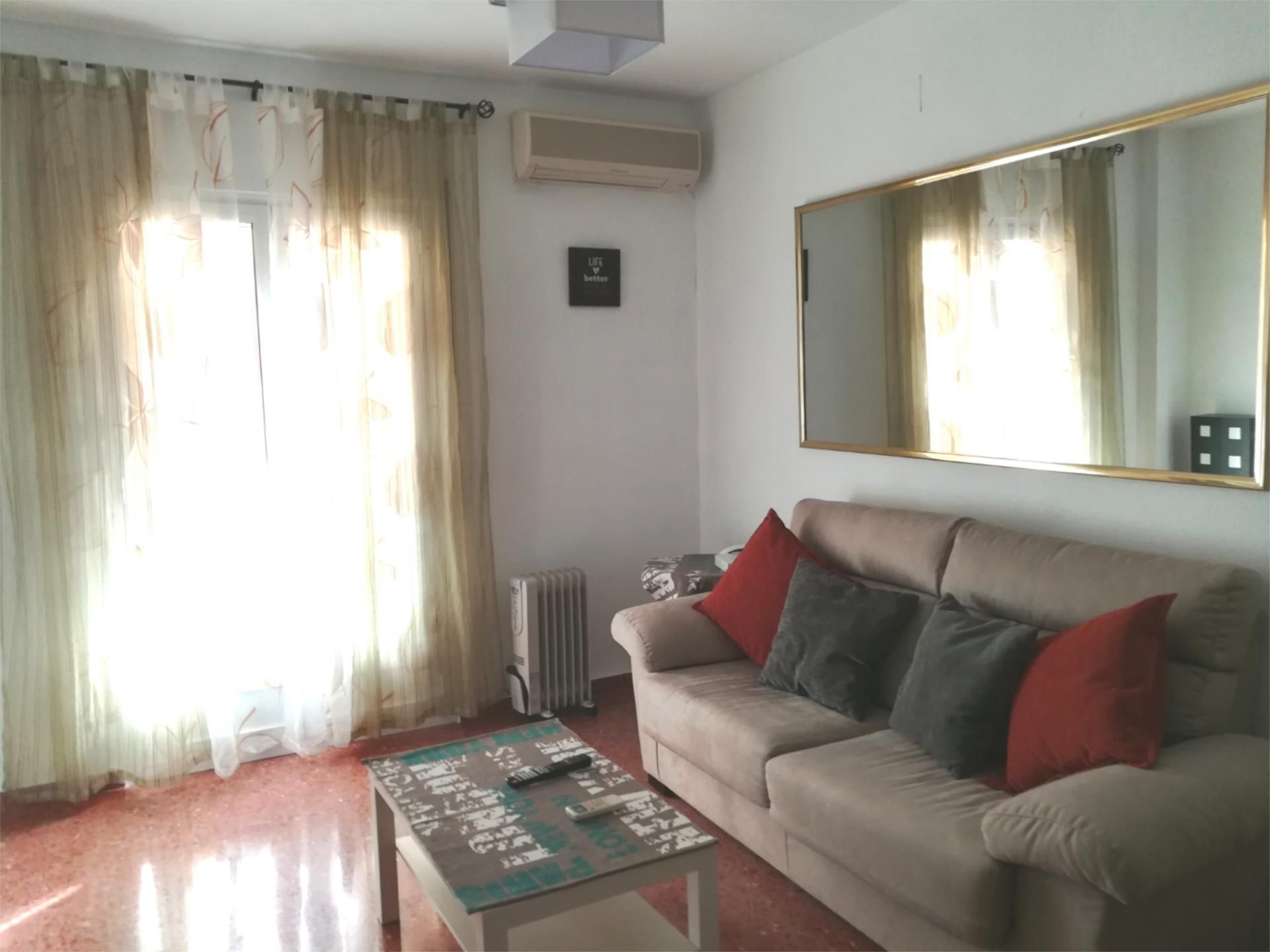 Living room of Flat to rent in Priego de Córdoba  with Air Conditioner, Heating and Furnished