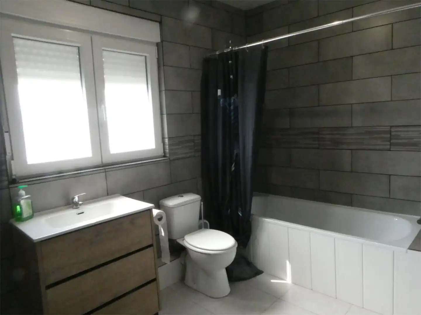 Casa o xalet en venda a Camino Los Manchegos, 5, Fontcalent Bany de Casa o xalet en venda en Alicante / Alacant amb Aire condicionat