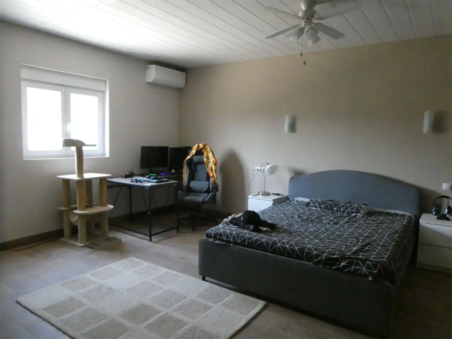 Casa o xalet en venda a Camino Los Manchegos, 5, Fontcalent Dormitori de Casa o xalet en venda en Alicante / Alacant amb Aire condicionat