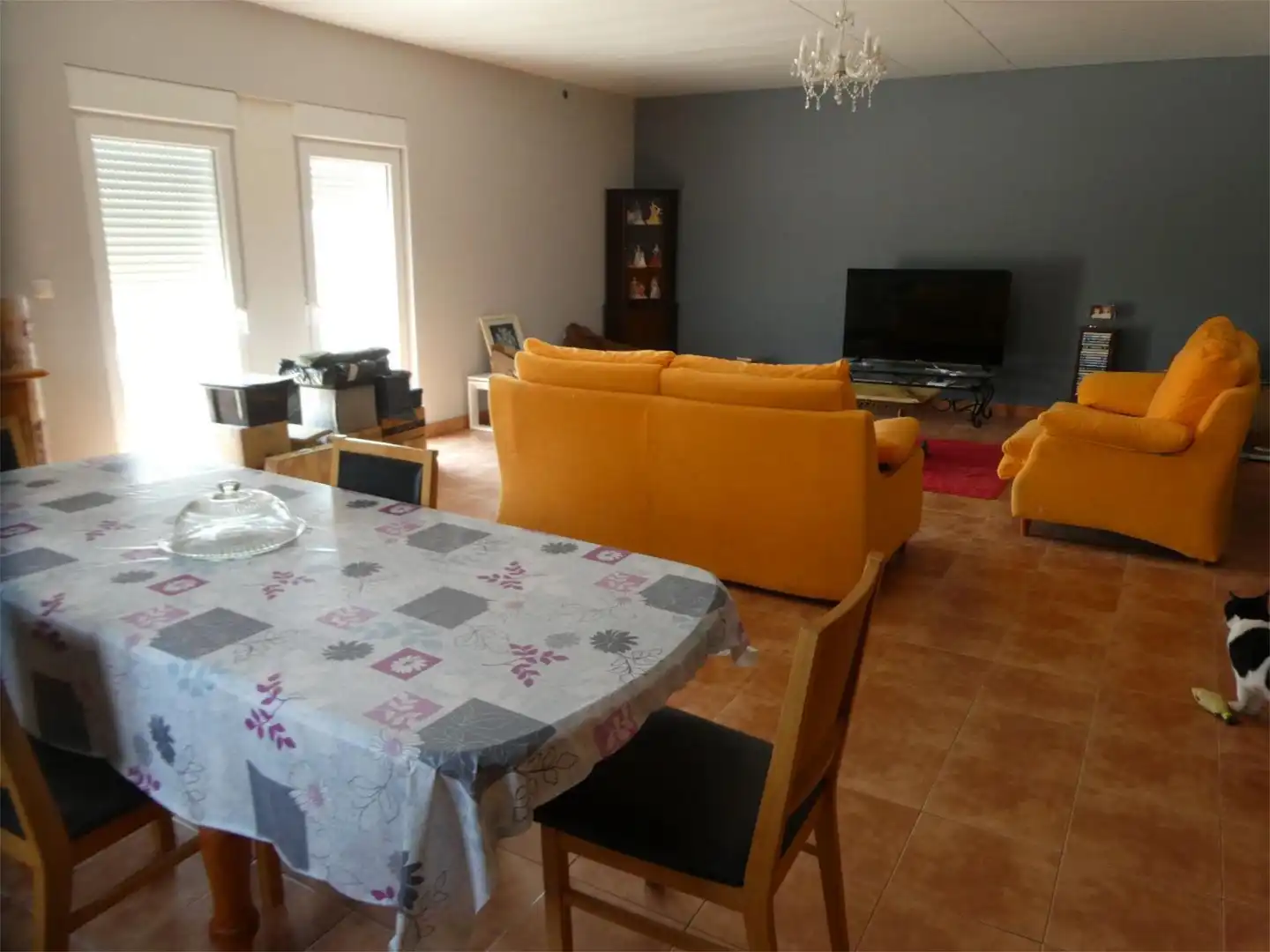 Casa o xalet en venda a Camino Los Manchegos, 5, Fontcalent Sala d'estar de Casa o xalet en venda en Alicante / Alacant amb Aire condicionat