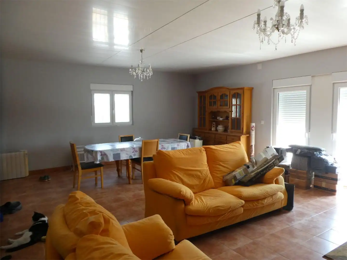 Casa o xalet en venda a Camino Los Manchegos, 5, Fontcalent Sala d'estar de Casa o xalet en venda en Alicante / Alacant amb Aire condicionat