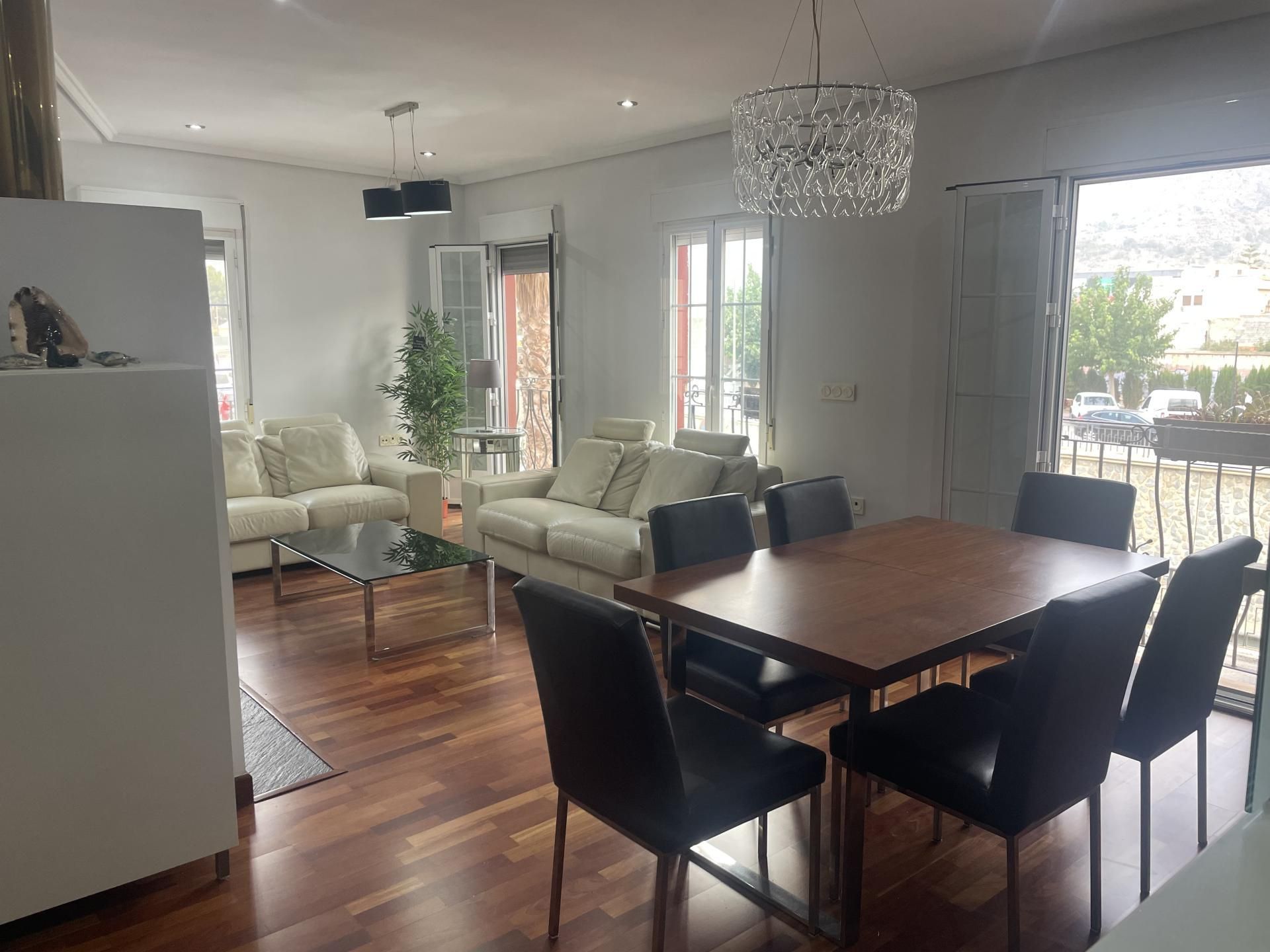 Comedor de Piso de alquiler en Orihuela con Aire acondicionado, Calefacción y Parquet