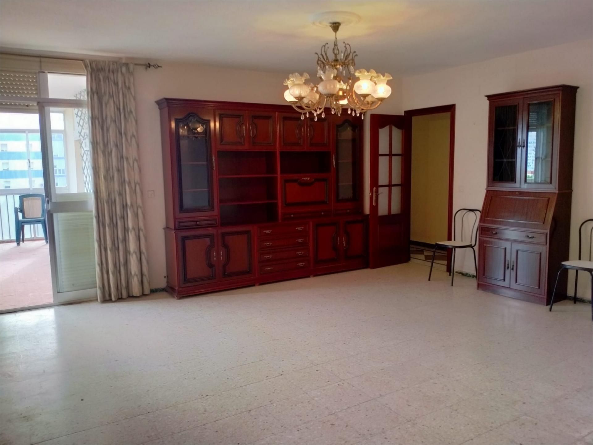 Living room of Flat for sale in  Cádiz Capital  with Terrace