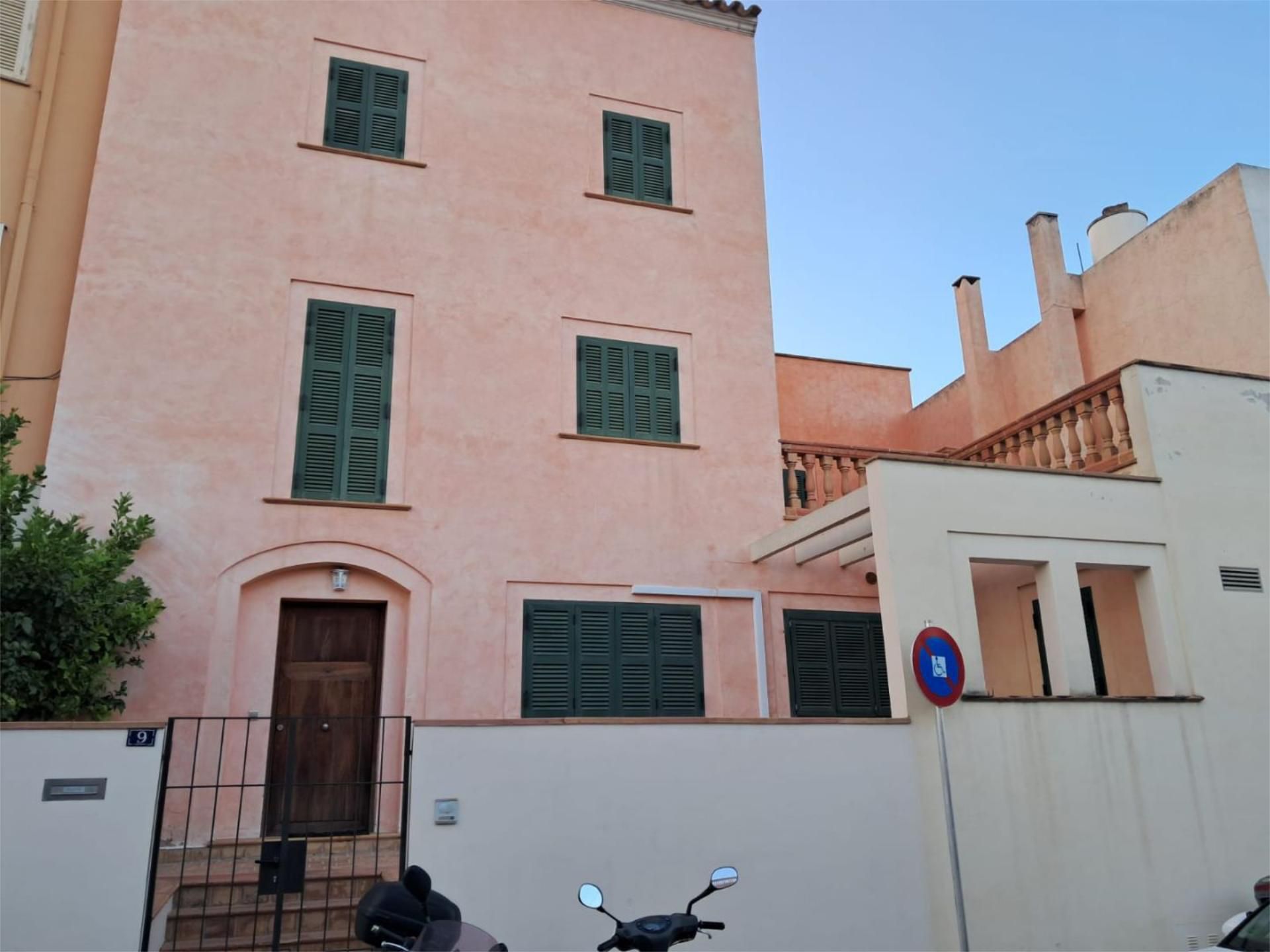 Exterior view of House or chalet for sale in  Palma de Mallorca  with Air Conditioner, Private garden and Terrace