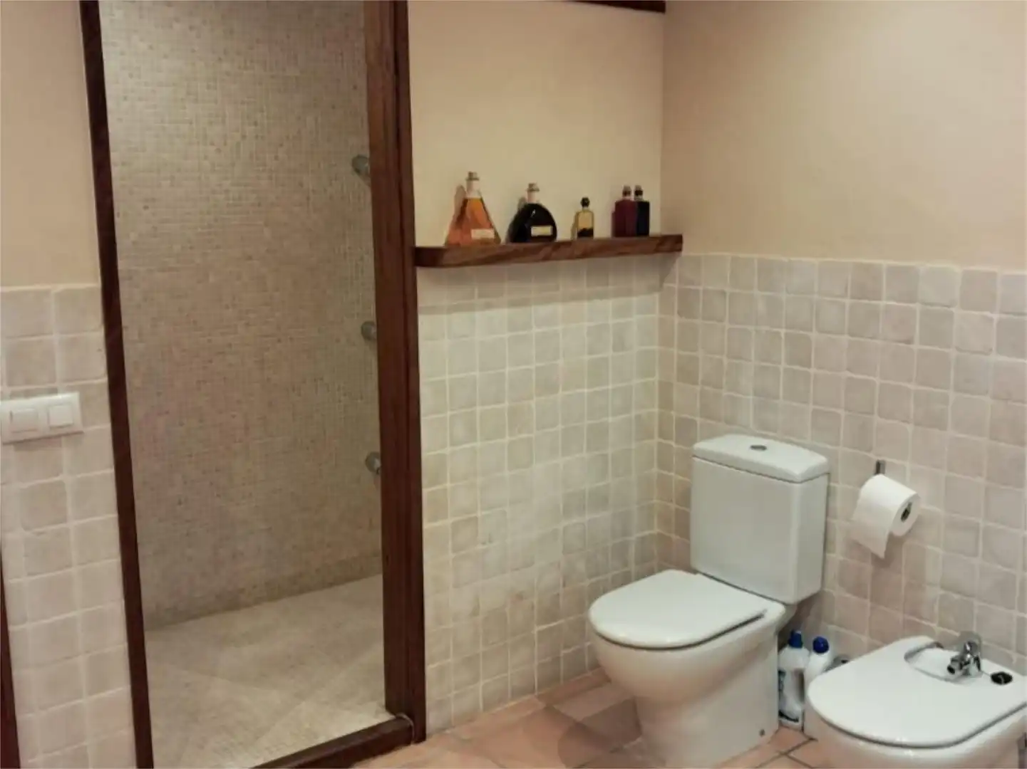 Flat for sale in Carrer de les Vinyes, 9, Son Serra - Sa Vileta Bathroom of Flat for sale in Palma de Mallorca with Air Conditioner, Private garden and Terrace