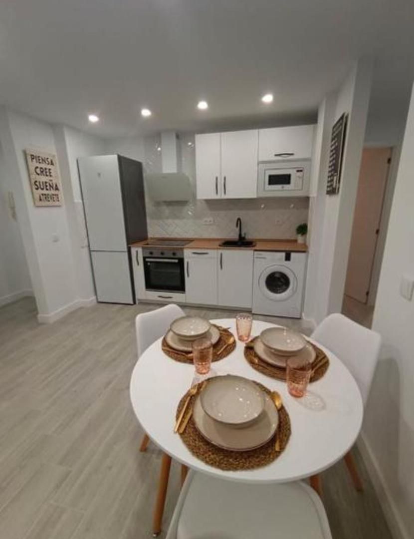 Kitchen of Flat to rent in Valladolid Capital  with Air Conditioner, Heating and Furnished