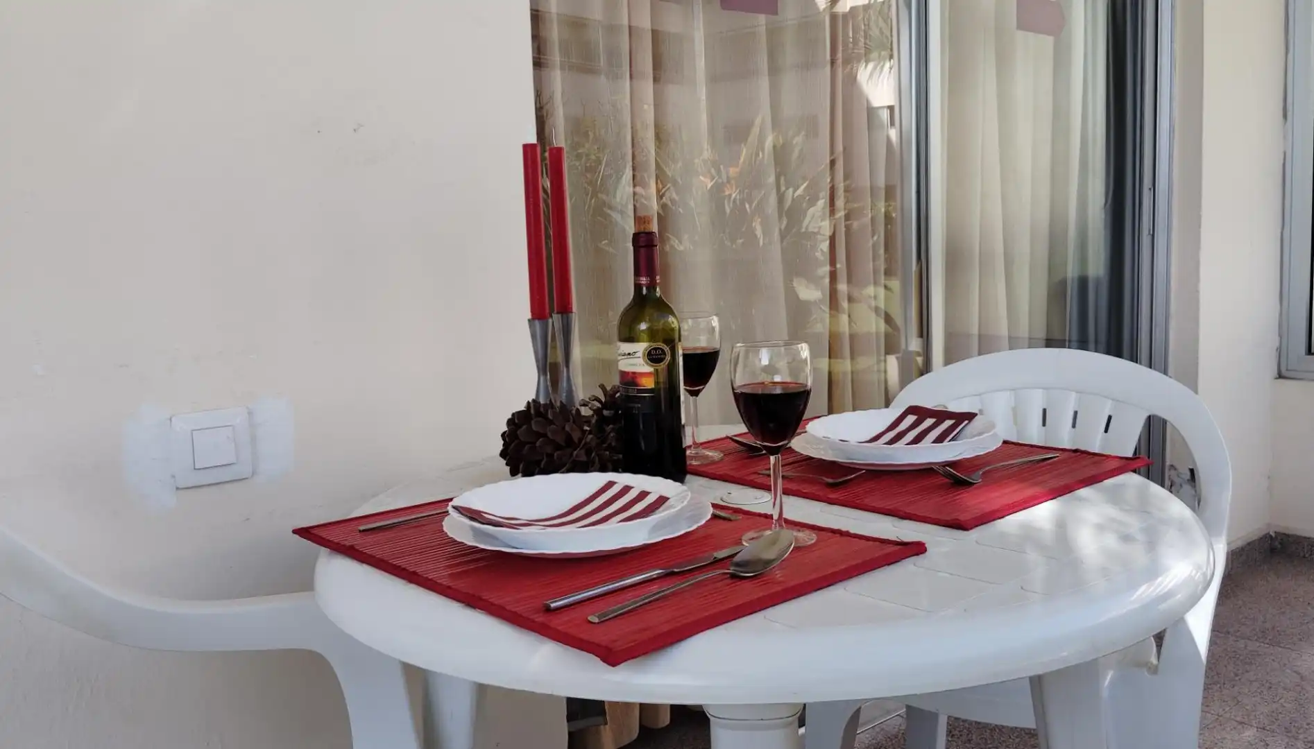 Apartamento de alquiler en Avenida de Bonn, 30, Playa del Inglés Comedor de Apartamento de alquiler en San Bartolomé de Tirajana con Terraza y Piscina