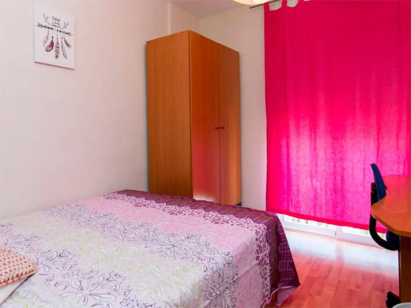 Schlafzimmer von Wohnung zur untervermieten in Granada mit Heizung, Privatgarten und Parkett