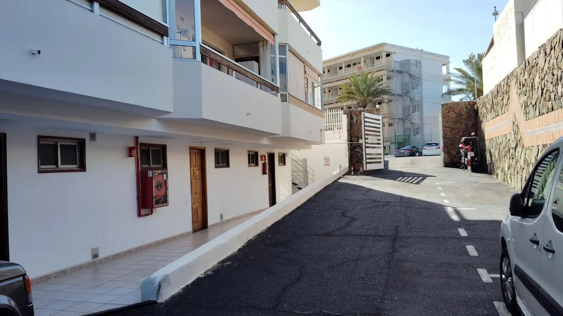 Apartamento de alquiler en Avenida de Bonn, 30, Playa del Inglés Vista exterior de Apartamento de alquiler en San Bartolomé de Tirajana con Terraza y Piscina