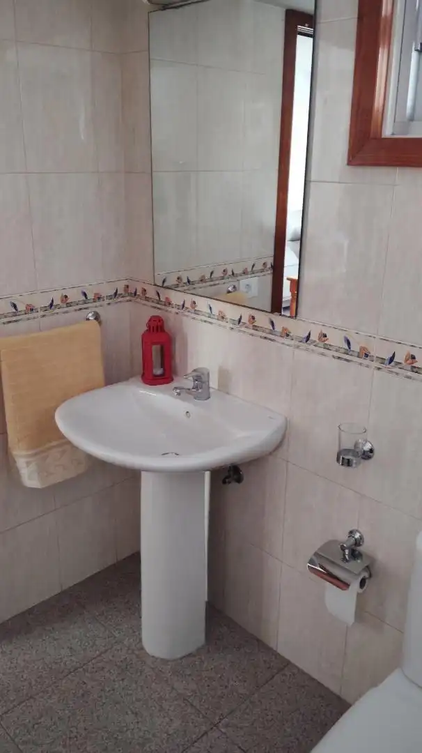 Apartamento de alquiler en Avenida de Bonn, 30, Playa del Inglés Baño de Apartamento de alquiler en San Bartolomé de Tirajana con Terraza y Piscina