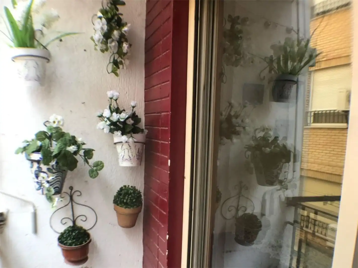 Terraza de Piso para compartir en Granada con Calefacción, Parquet y Terraza