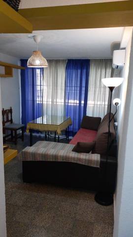 Piso en Alquiler en Calle Pintor Velázquez, 11B en Vista Alegre - Parque Cruz Conde