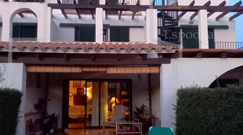 Foto 2 de Casa adosada en venda a El Perelló, Tarragona