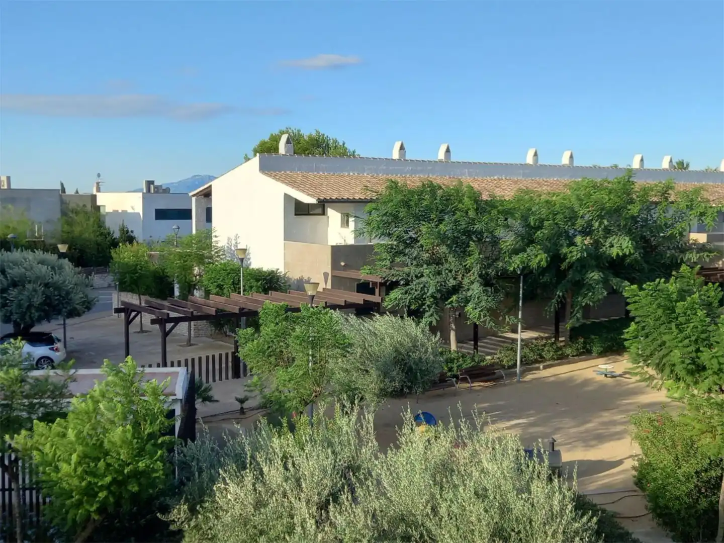 Pis en venda a El Perelló Vista exterior de Pis en venda en El Perelló amb Aire condicionat, Calefacció i Jardí privat