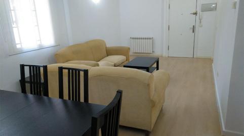 Foto 5 de Piso en venta en Calle de la Reina Mercedes, 6, Pueblo, Madrid