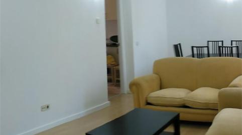 Foto 4 de Piso en venta en Calle de la Reina Mercedes, 6, Pueblo, Madrid