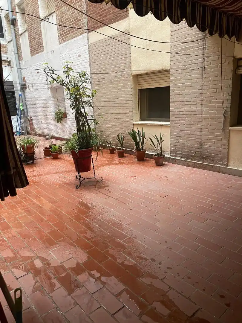 Pis de lloguer a Calle Pintor Espinosa, 12, Vista Alegre - Parque Cruz Conde Terrassa de Pis de lloguer en Córdoba amb Aire condicionat, Jardí privat i Moblat