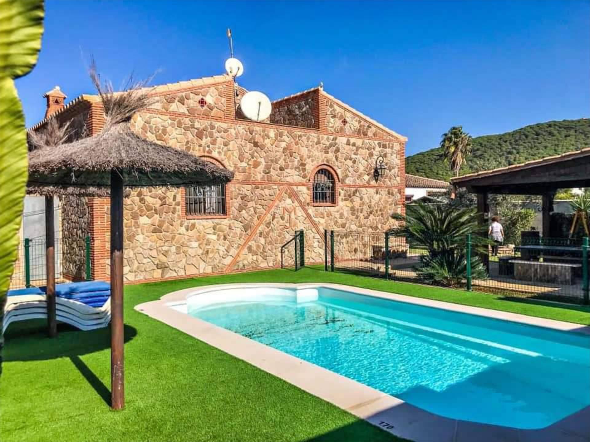 Garden of House or chalet to rent in Barbate  with Air Conditioner, Terrace and Swimming Pool