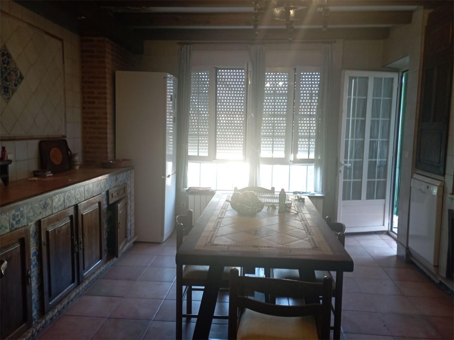 Kitchen of Flat to share in Sonseca  with Air Conditioner, Heating and Private garden