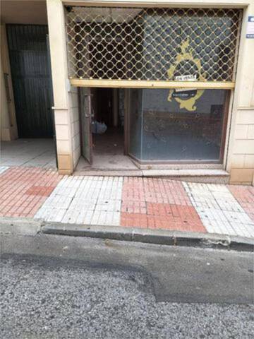 Local comercial en Alquiler en Bailén