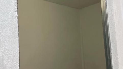 Box room to rent in Calle Pozas, 18, Zona Renfe, Madrid - image 5 Photo 5 of Box room to rent in Calle Pozas, 18, Zona Renfe, Madrid