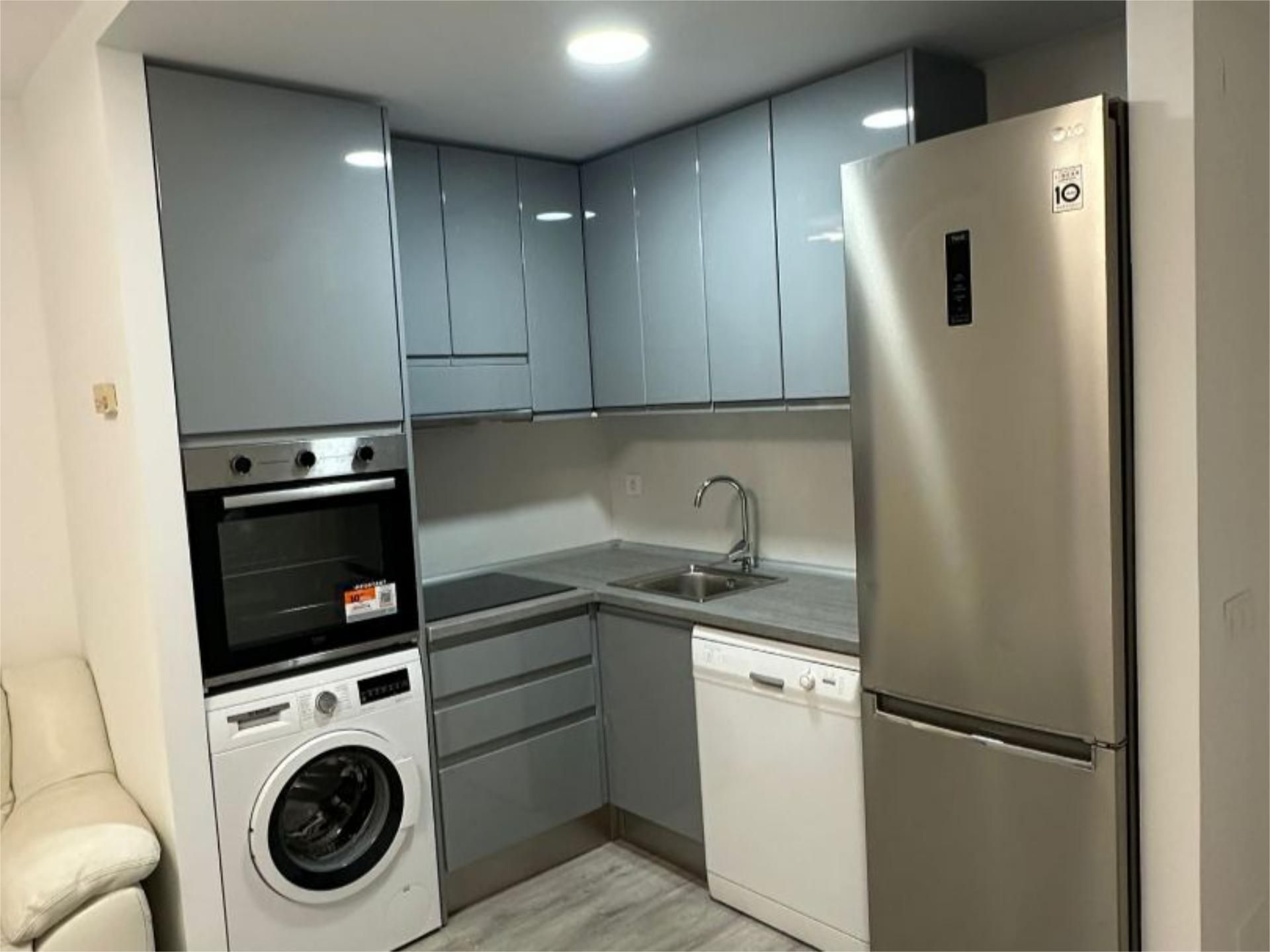 Kitchen of Flat to rent in  Madrid Capital  with Air Conditioner and Swimming Pool