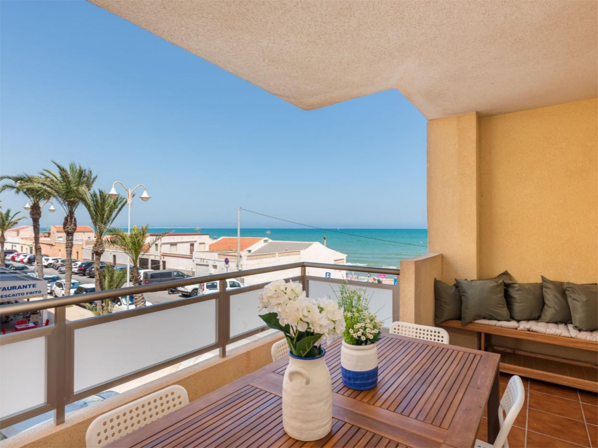 Terrace of Flat for sale in Guardamar del Segura  with Air Conditioner, Terrace and Balcony