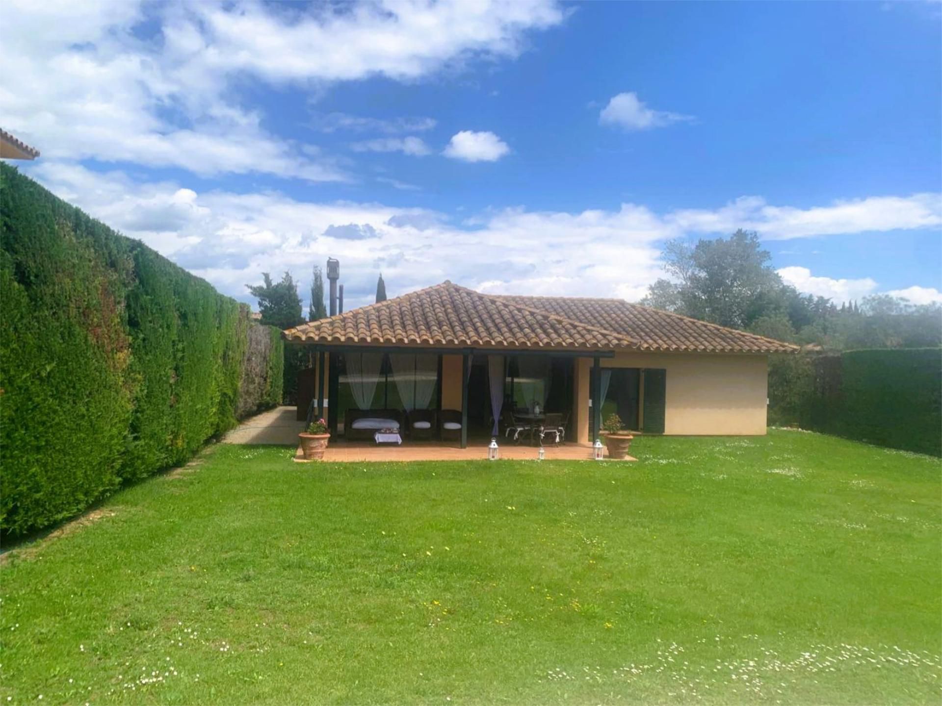 Garden of House or chalet for sale in Navata  with Terrace and Swimming Pool