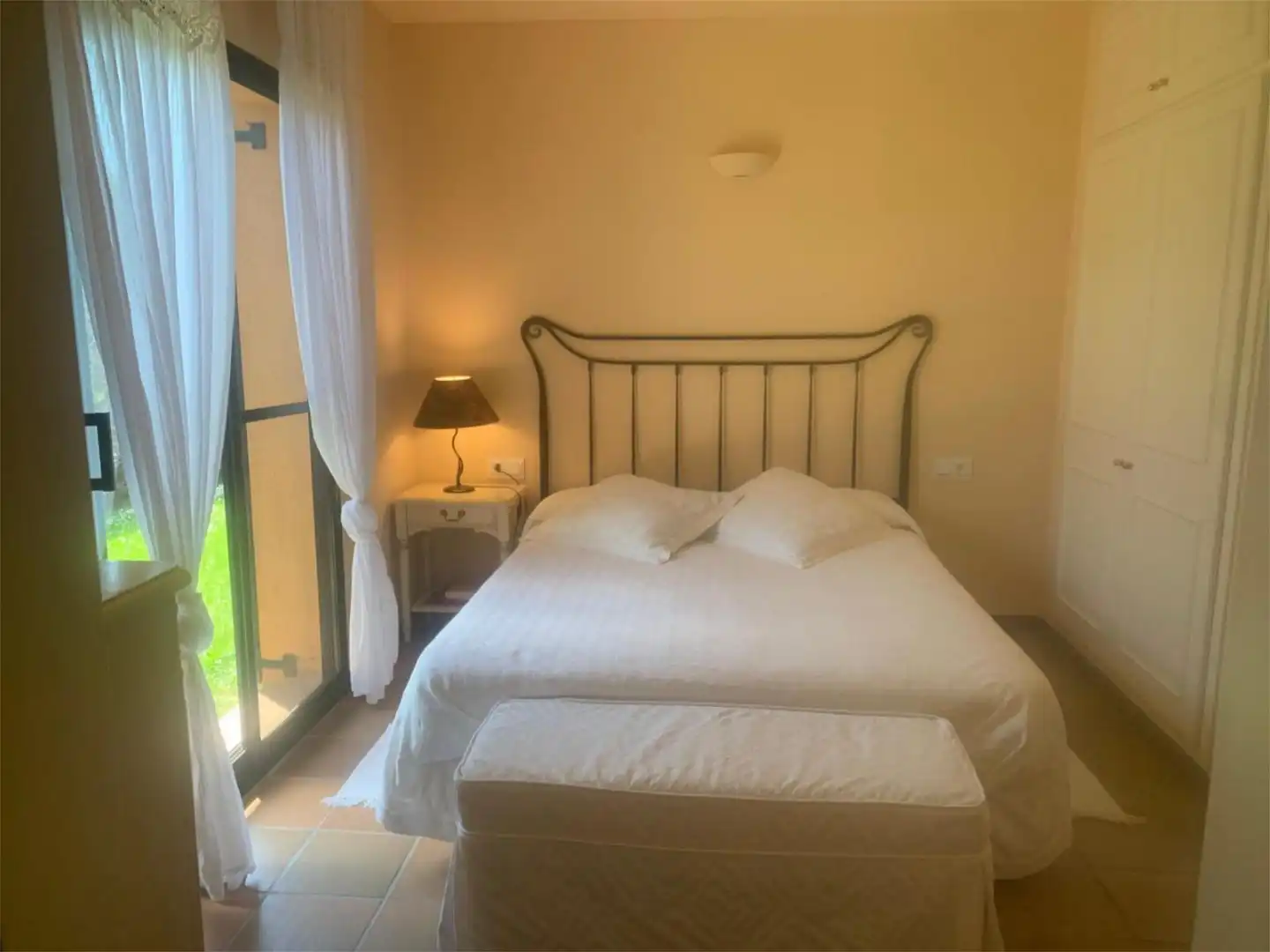 Flat for sale in Avinguda Josep Maria de Ventos, 17, Navata Bedroom of Flat for sale in Navata with Terrace and Swimming Pool