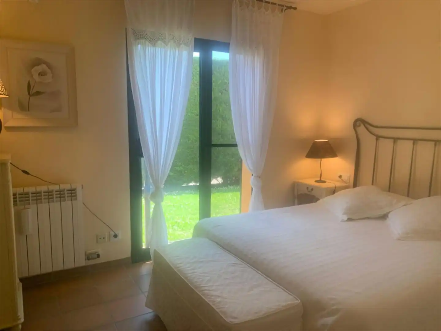 Flat for sale in Avinguda Josep Maria de Ventos, 17, Navata Bedroom of Flat for sale in Navata with Terrace and Swimming Pool