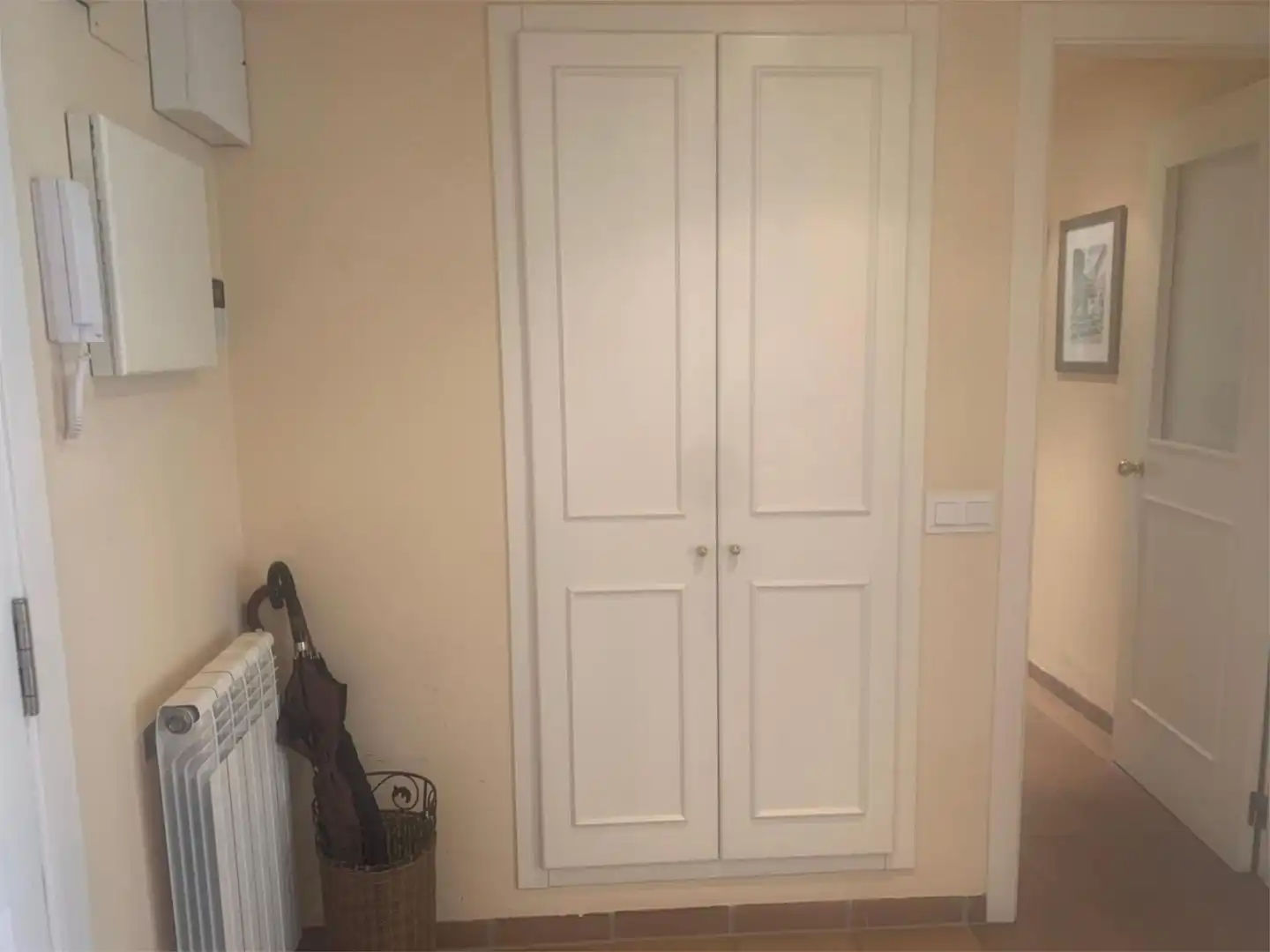 Flat for sale in Avinguda Josep Maria de Ventos, 17, Navata Bedroom of Flat for sale in Navata with Terrace and Swimming Pool