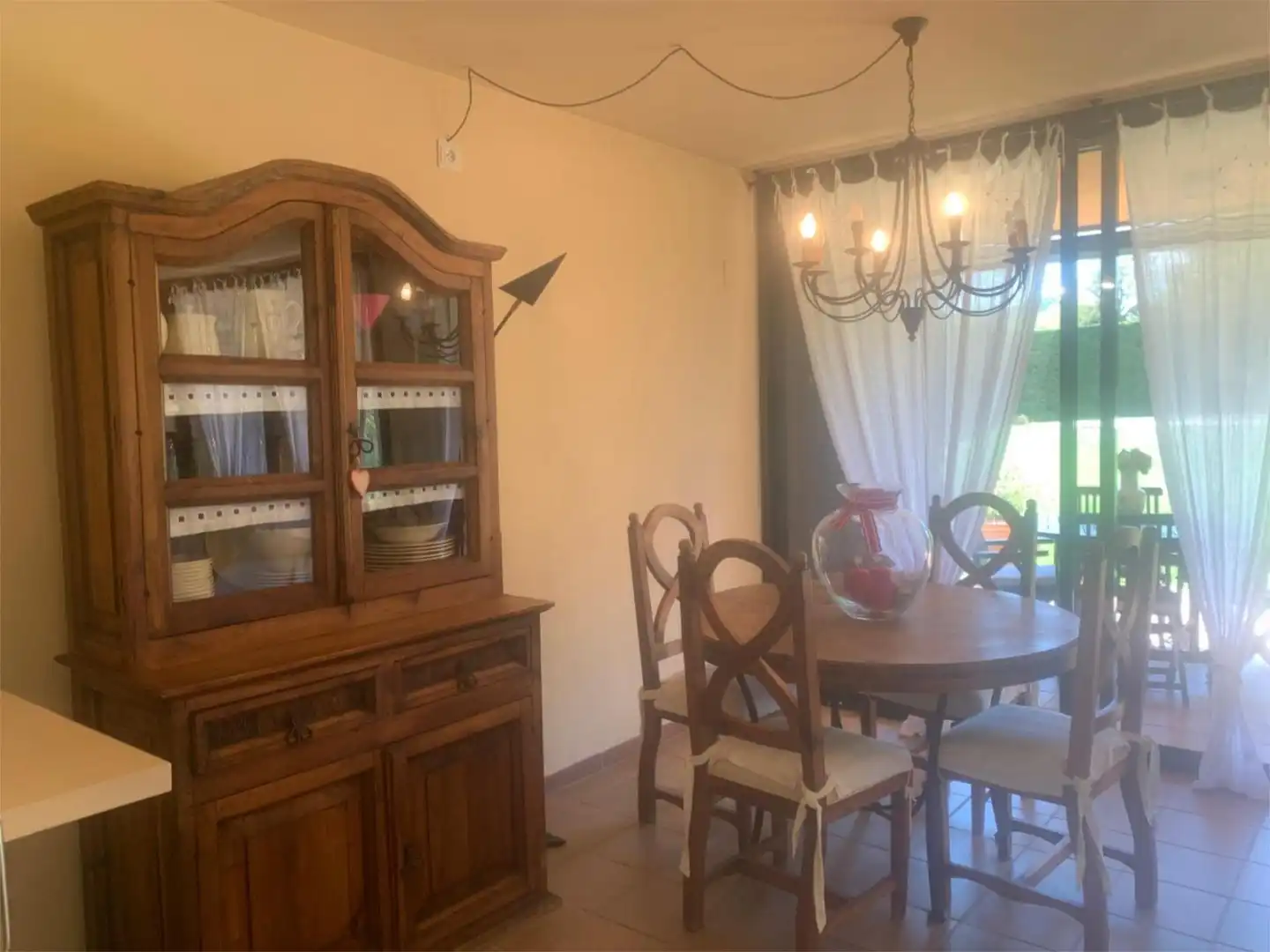 Flat for sale in Avinguda Josep Maria de Ventos, 17, Navata Dining room of Flat for sale in Navata with Terrace and Swimming Pool