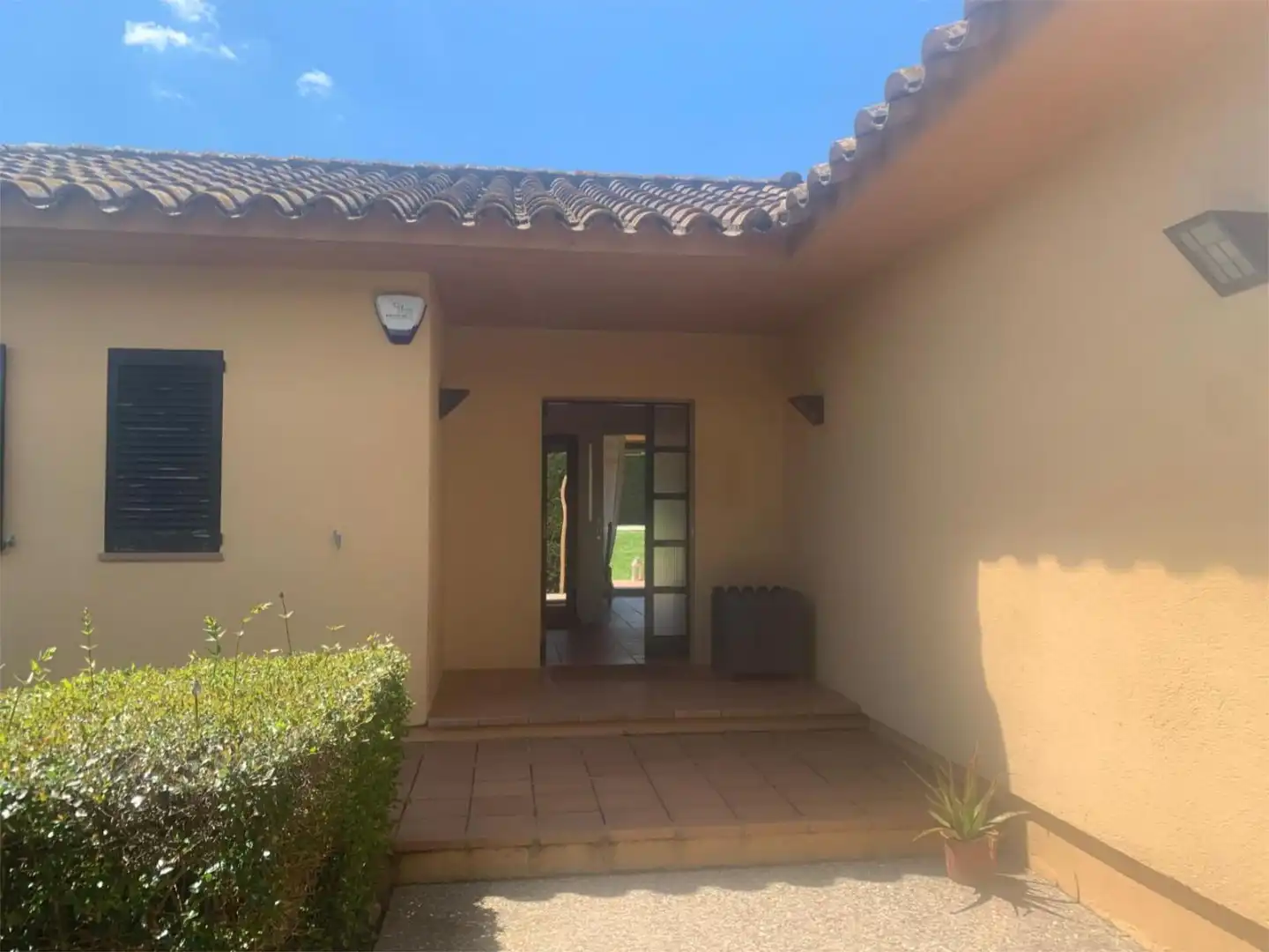 Flat for sale in Avinguda Josep Maria de Ventos, 17, Navata Flat for sale in Navata with Terrace and Swimming Pool