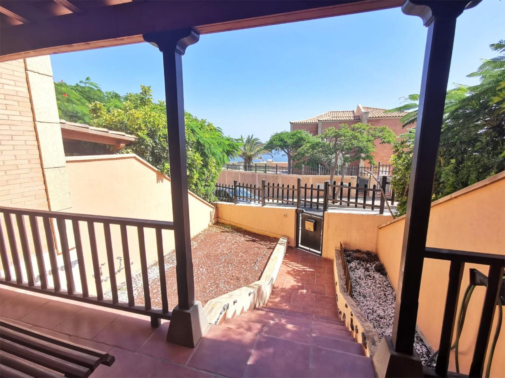 Terrassa de Casa adosada en venda en El Rosario amb Jardí privat, Terrassa i Traster