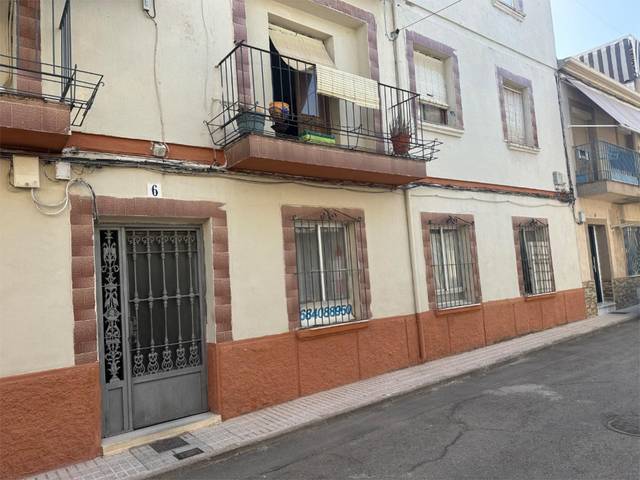 Piso en Venta en Calle Río Guarrizas, 6 en Linarejos