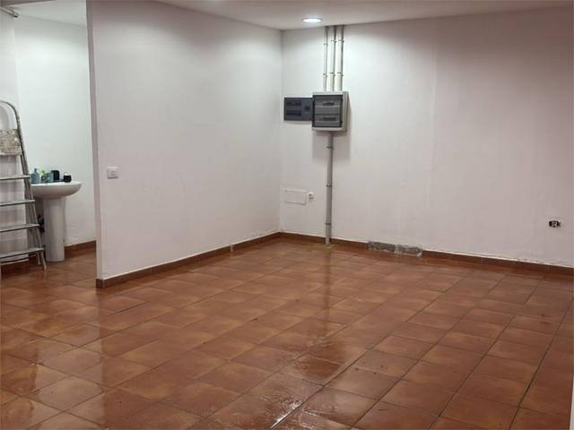 Local comercial en Alquiler en Calle Mirador de la Villa, 3 en Casco Urbano