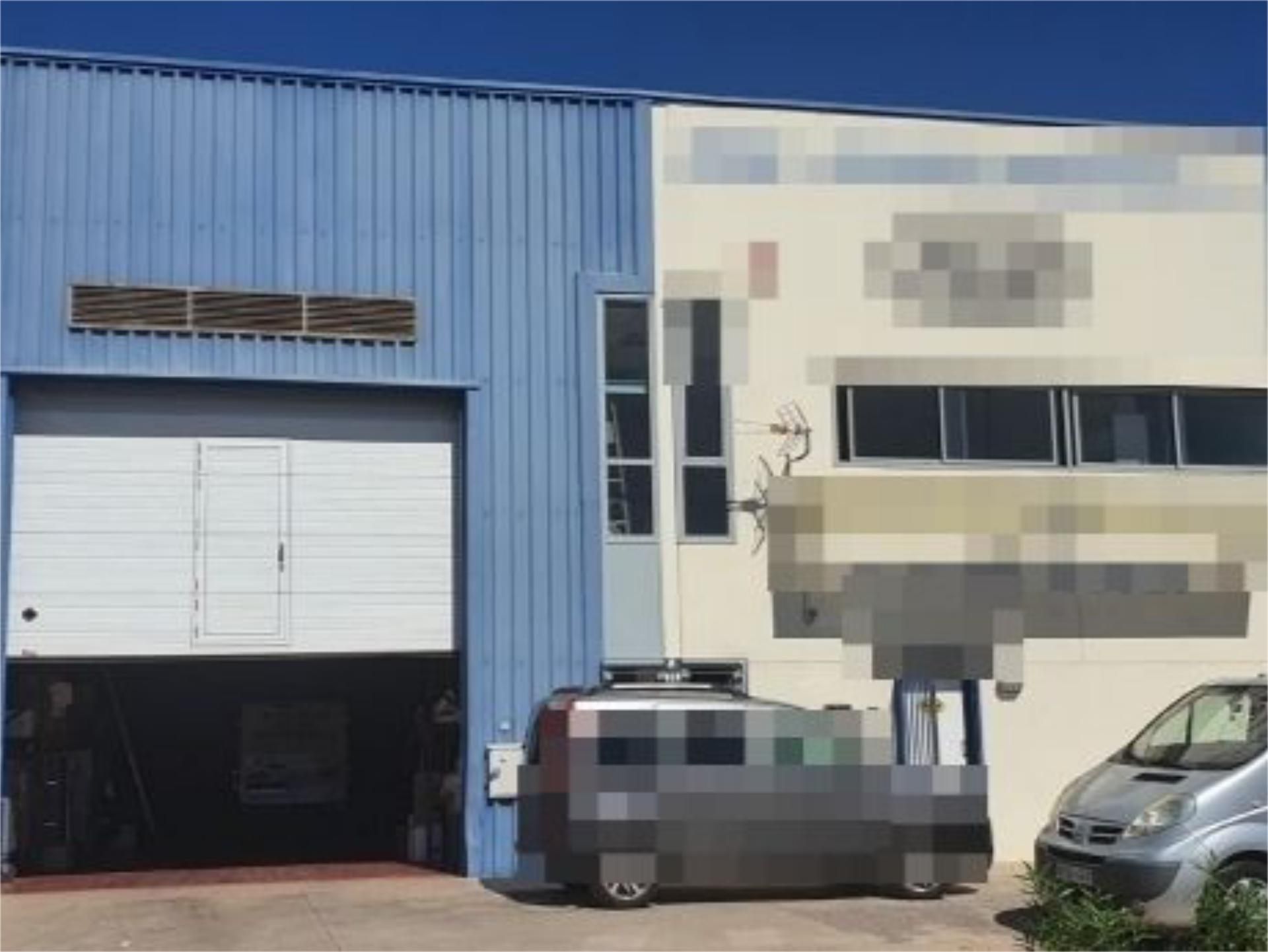 Vista exterior de Local en venda en Agüimes amb Aire condicionat