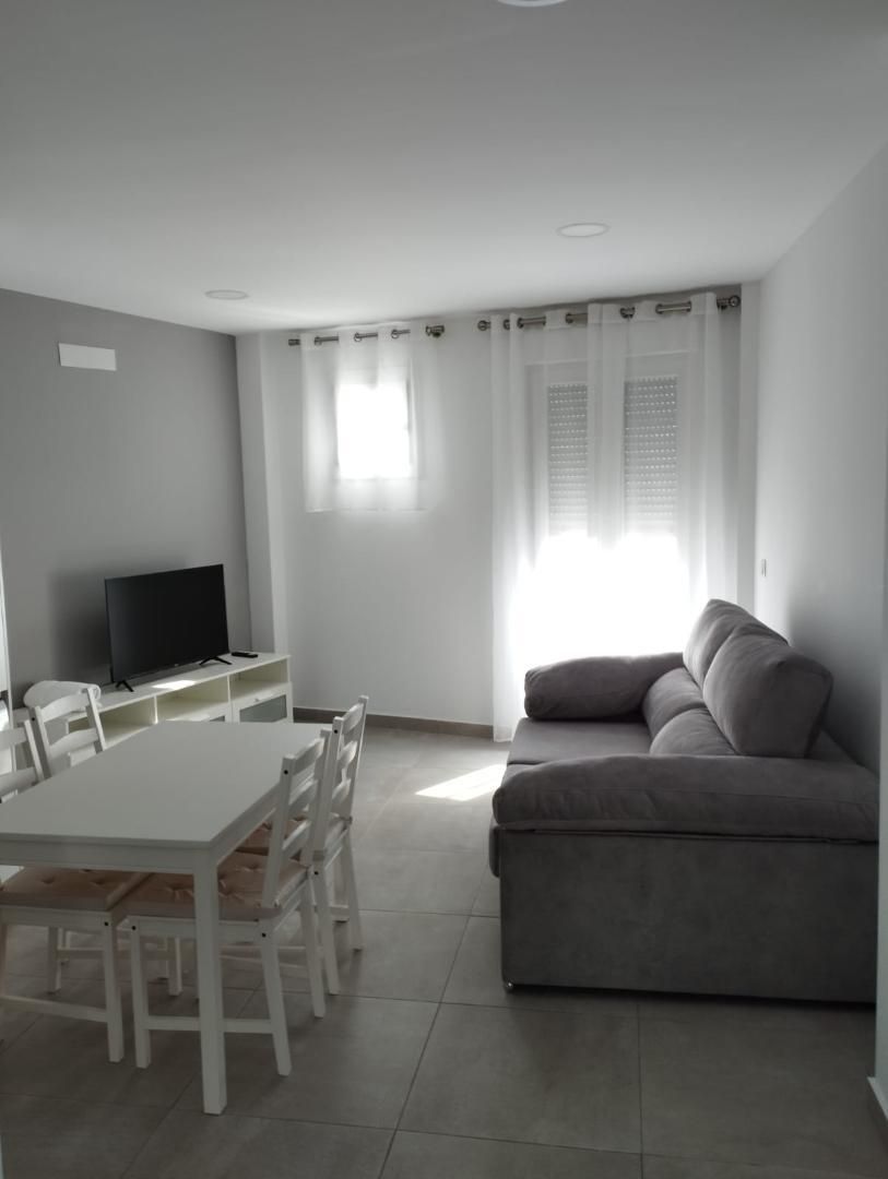 Living room of Apartment to rent in Écija  with Air Conditioner, Terrace and Furnished